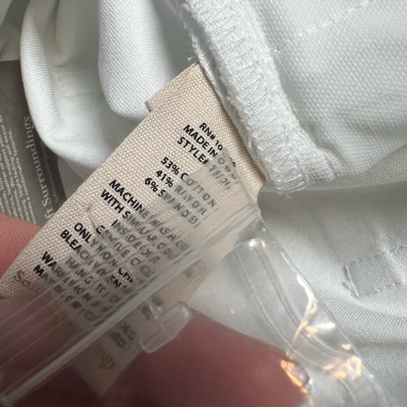 NWT Soft Surroundings Straight Leg Crop Pants- Cute Ankle Button- Medium - Picture 13 of 13